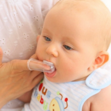 ¿Cuándo comenzar a cepillar los dientes de mi bebé?